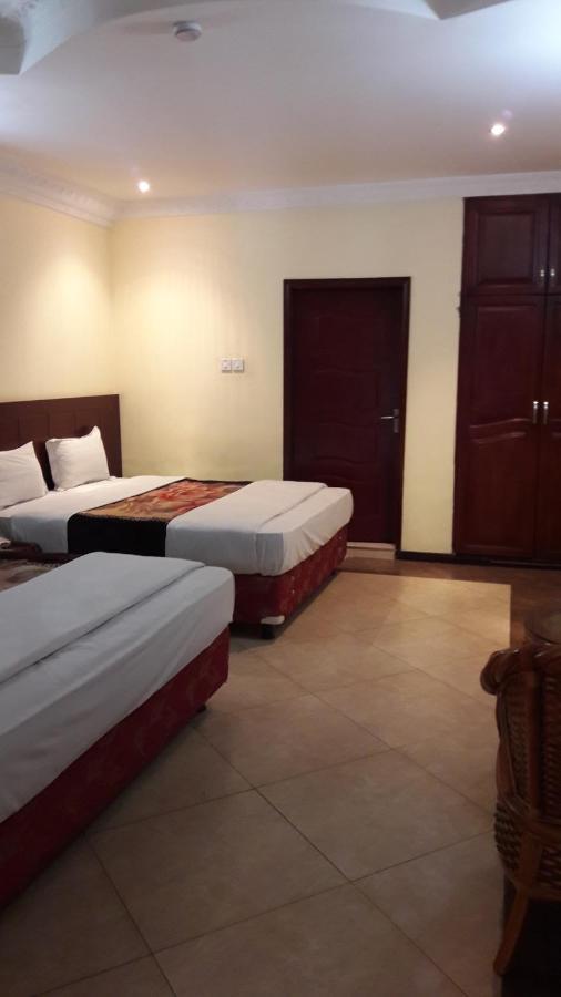 Biraj International Hotel Kampala Dış mekan fotoğraf