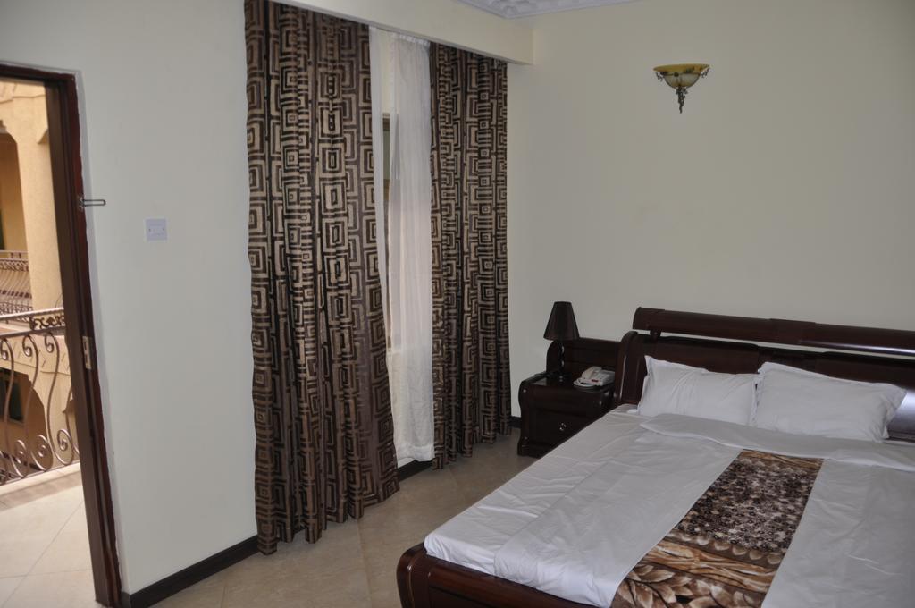 Biraj International Hotel Kampala Dış mekan fotoğraf