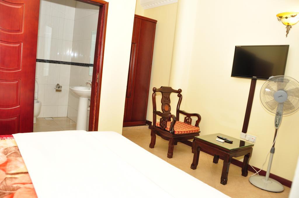 Biraj International Hotel Kampala Dış mekan fotoğraf