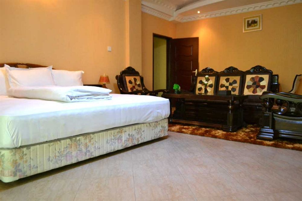 Biraj International Hotel Kampala Dış mekan fotoğraf